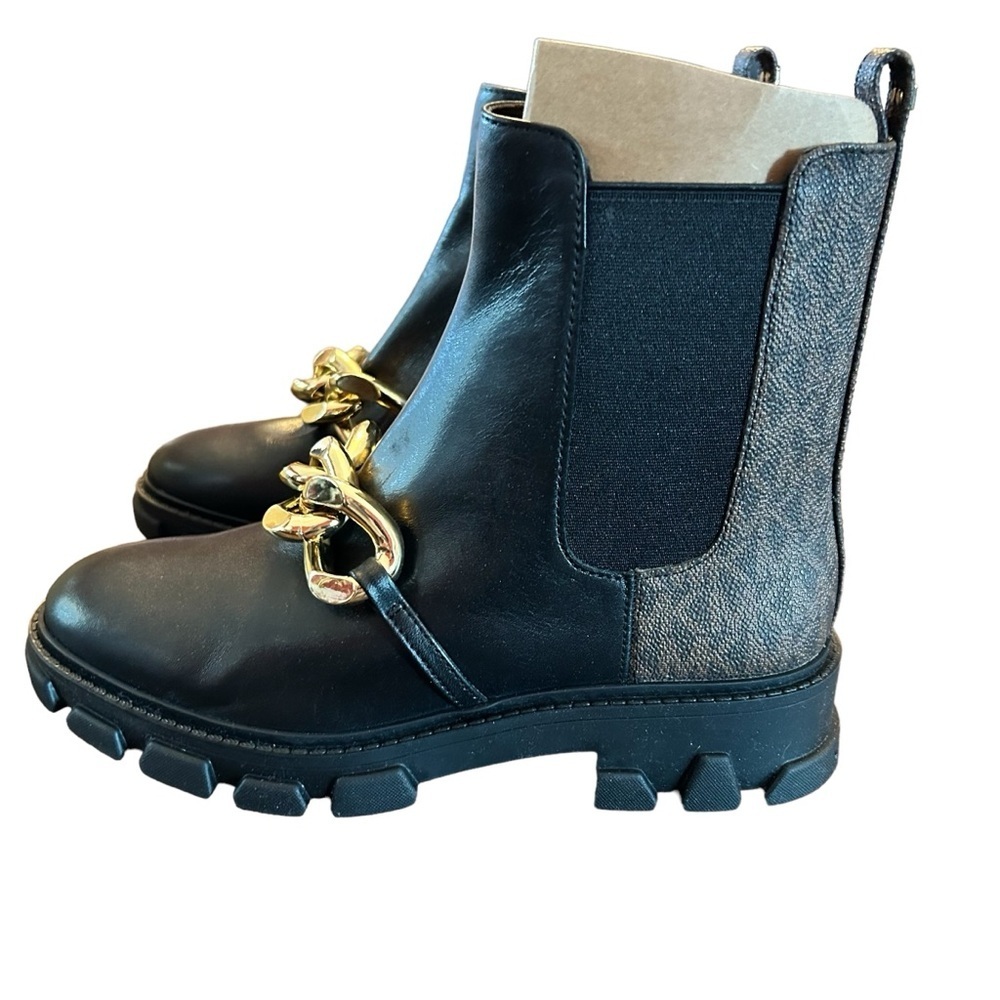 MICHAEL MICHAEL KORS Women's Scarlett Lug Sole Chain Chelsea Booties Size 5.5 - Picture 8 of 12